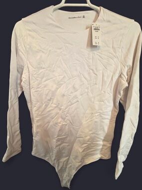 Abercrombie & Fitch Cream Long Sleeve Bodysuit